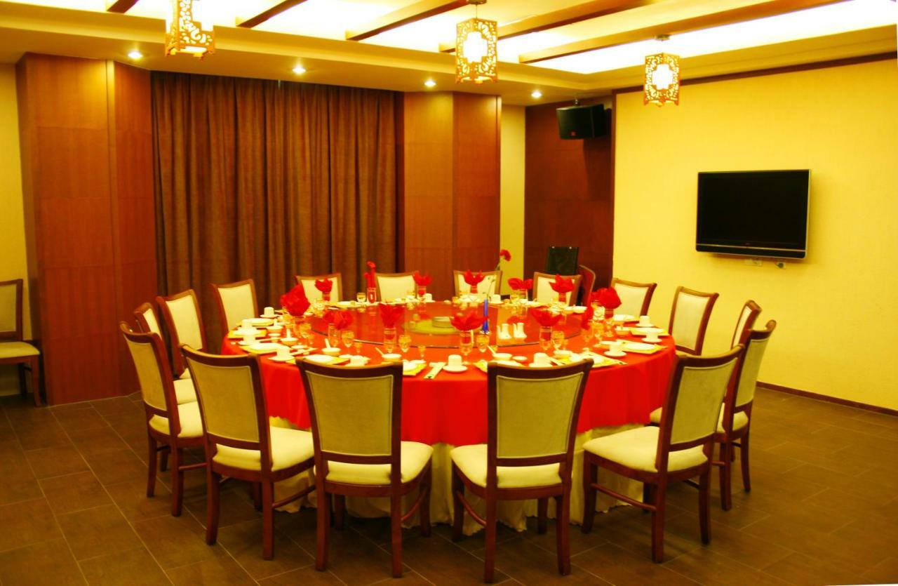 Rongjin Haiyue Hotel 싼야 외부 사진
